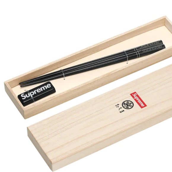 Supreme Chopstick Set Black FW23 2023 - Picture 1 of 1